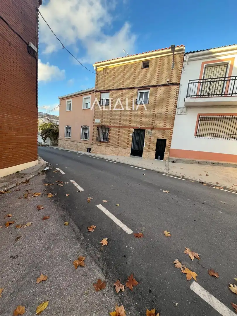 Houses for sale in Campos del Paraíso