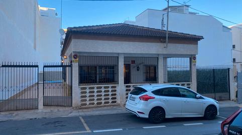 Foto 2 de Casa o xalet en venda a Calle Los Gases, 77, Avenida Habaneras - Curva de Palangre, Alicante