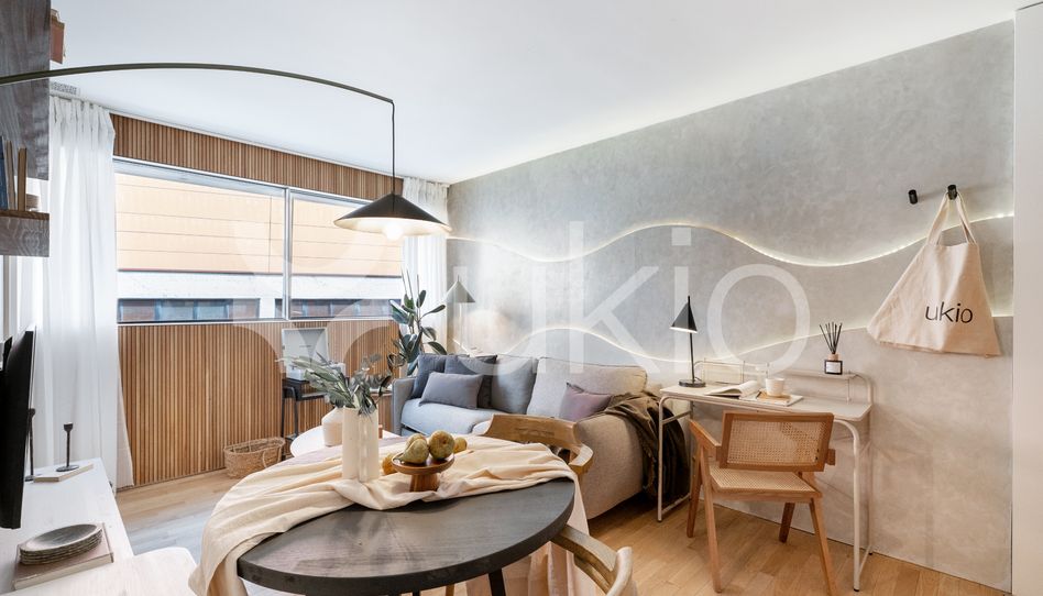 Apartamento de alquiler en Calle de Javier Ferrero, Ciudad Jardín - Imagen 2