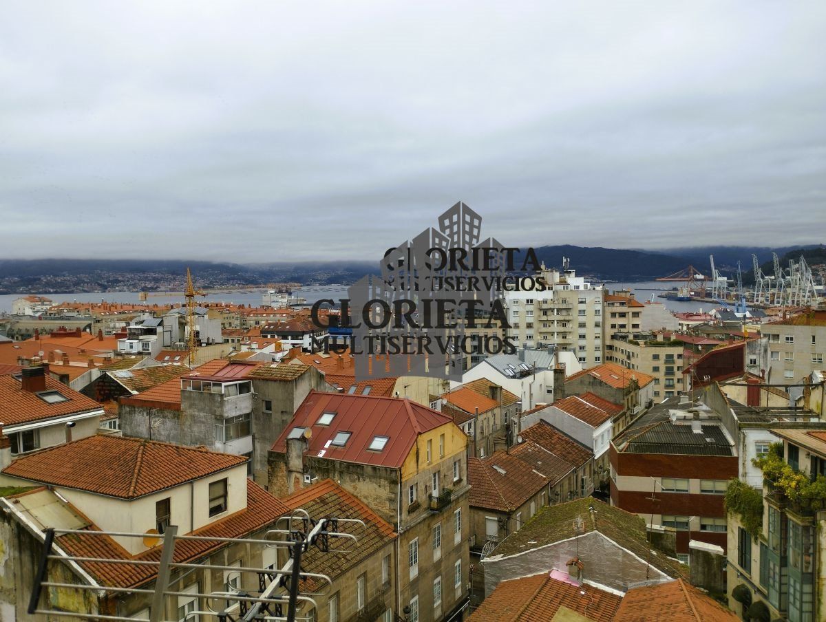 Exterior view of Flat for sale in Vigo   with Storage room