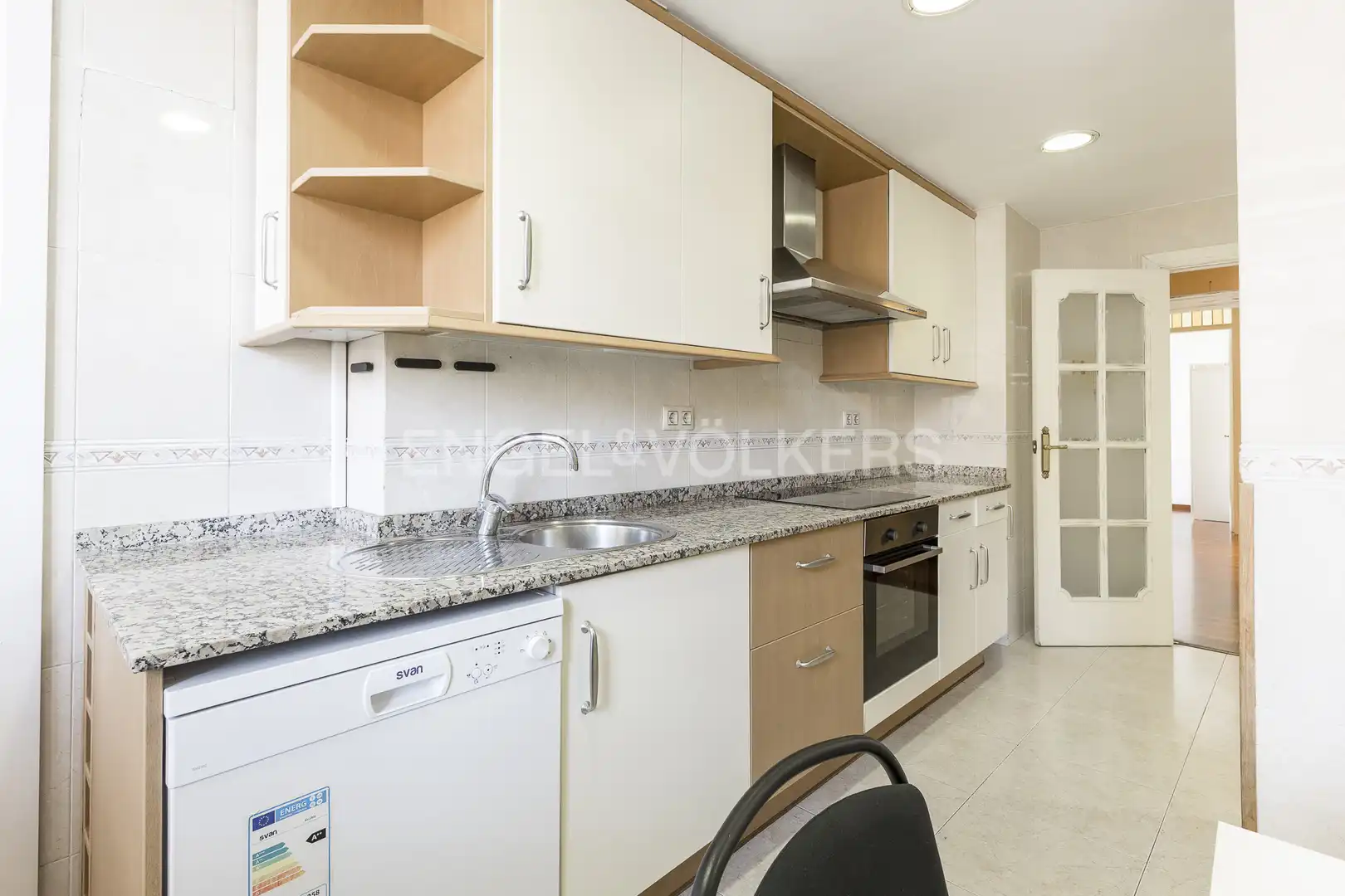 Cocina de Piso en venta en Barcelona con Calefacción y Parquet