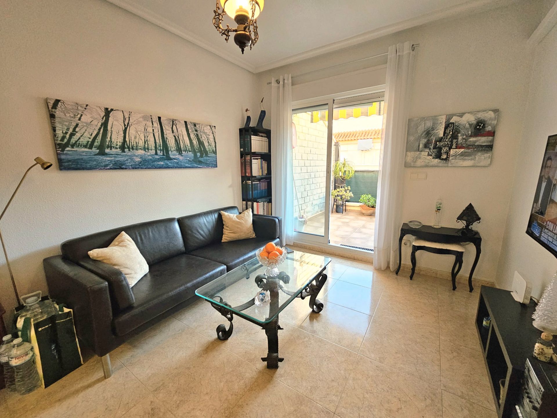 Sala d'estar de Apartament en venda en Torrevieja amb Aire condicionat, Terrassa i Rentadora