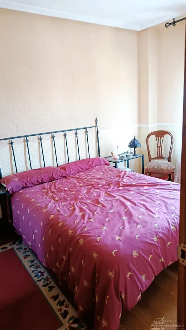 Dormitori de Pis en venda en Salamanca amb Calefacció, Parquet i Moblat