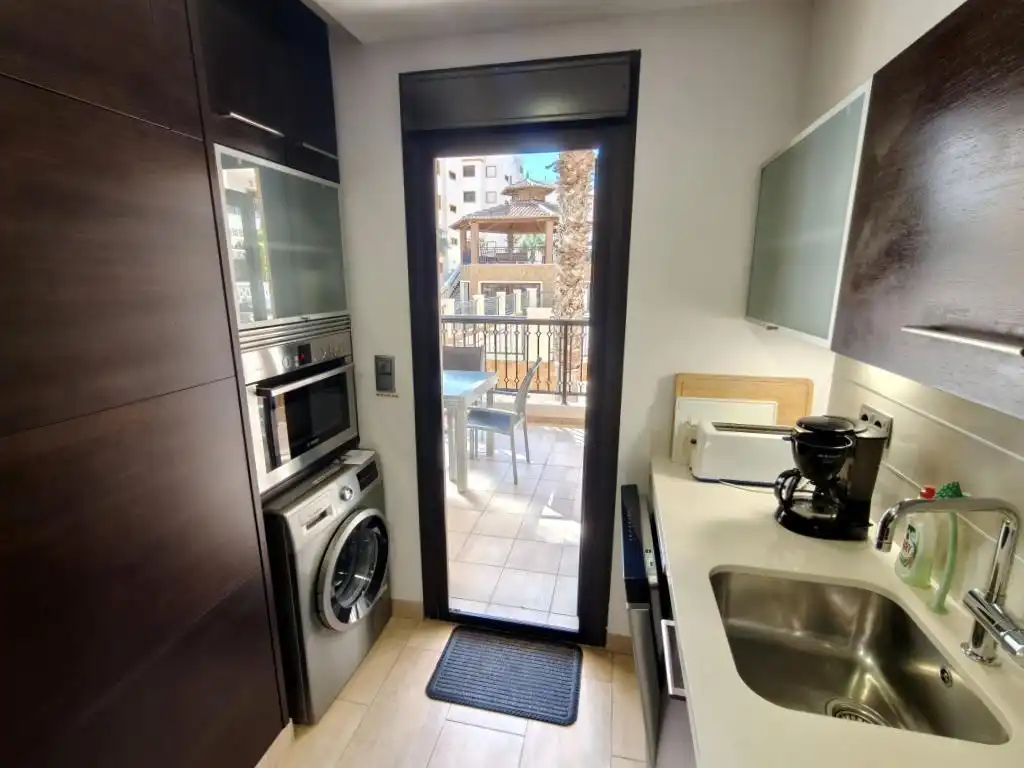 Cocina de Planta baja en venta en Guardamar del Segura con Aire acondicionado, Terraza y Trastero