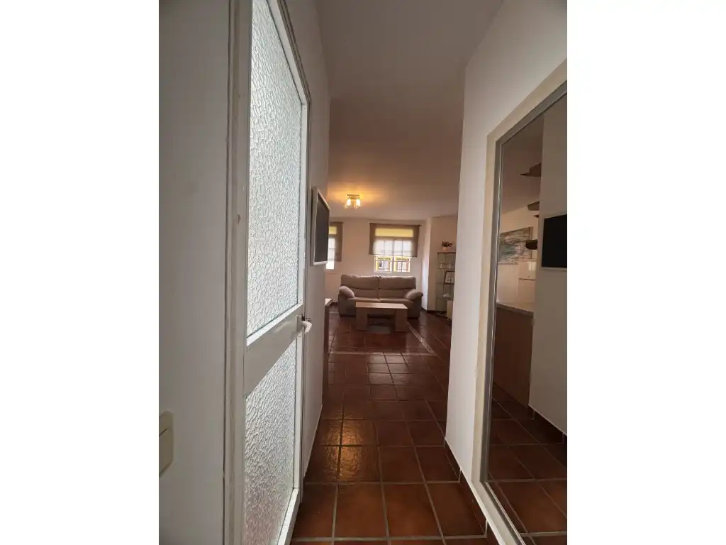 Piso en venta en La Línea de la Concepción con Amueblado
