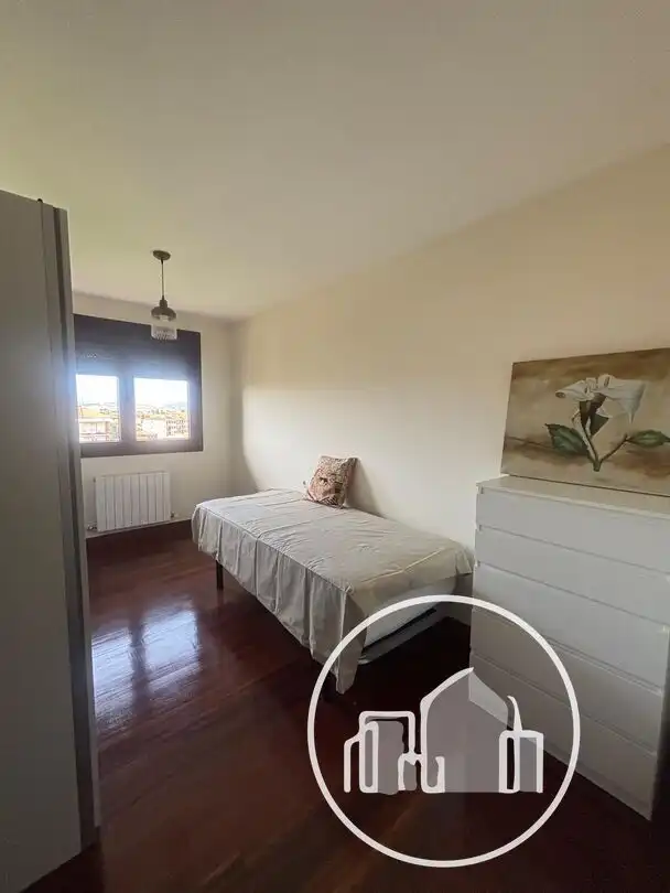 Habitación de Piso de alquiler en Medina de Pomar