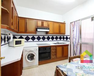 Kitchen of Flat to rent in  Toledo Capital  with Air Conditioner