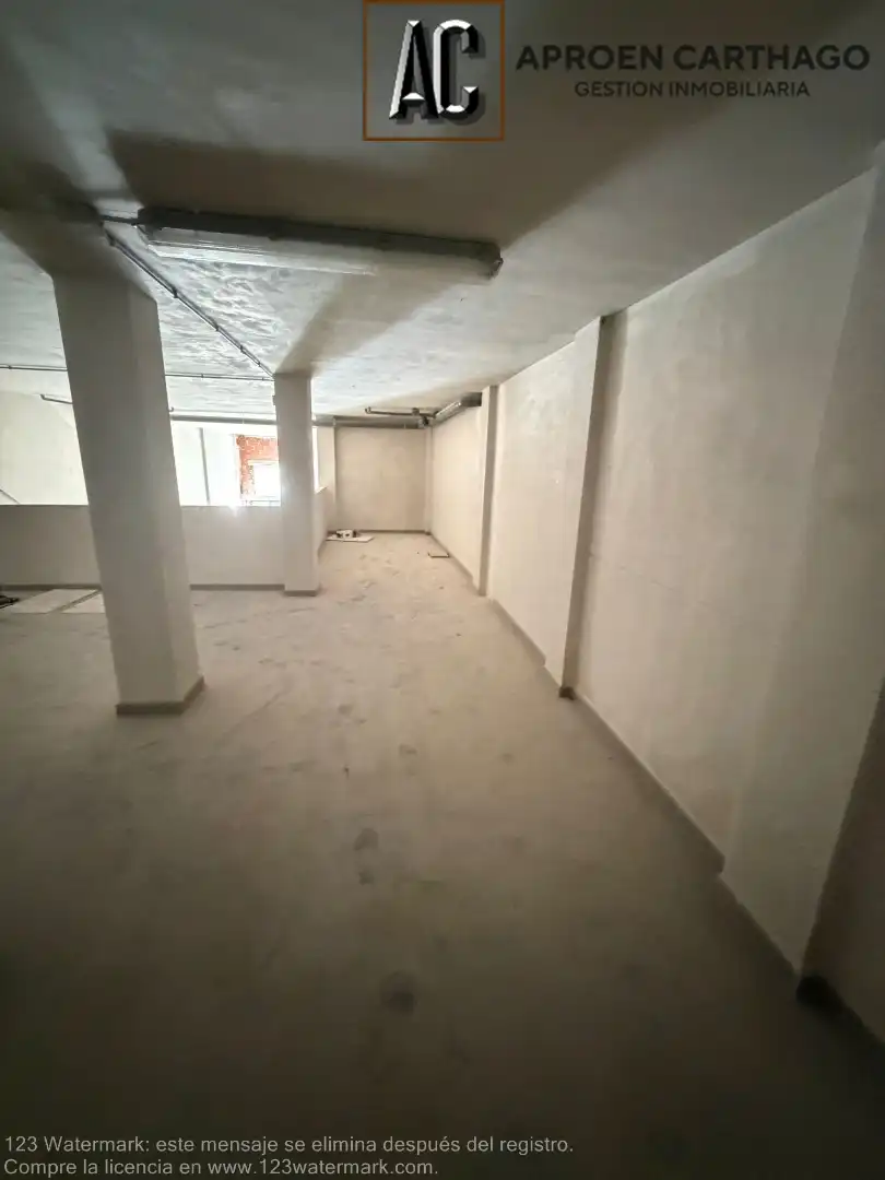 Local comercial de lloguer a Calle Campos, imagen 6