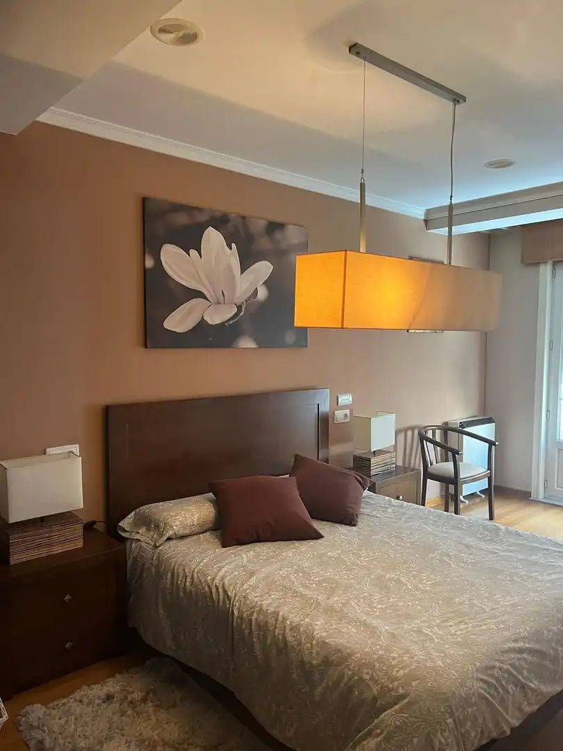 Schlafzimmer von Wohnungen zur Miete in Noia mit Heizung, Möbliert und Balkon