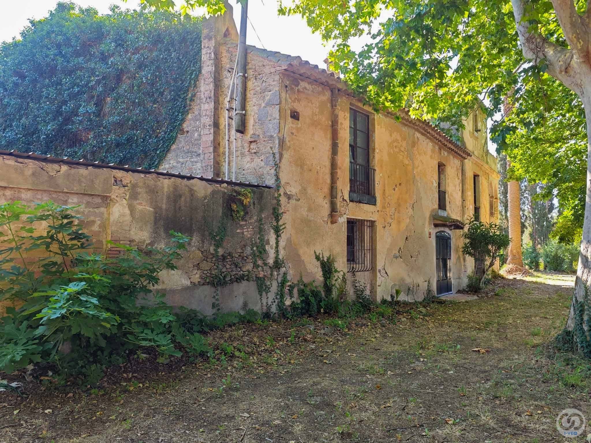 Exterior view of Country house for sale in Castelló d'Empúries  with Storage room