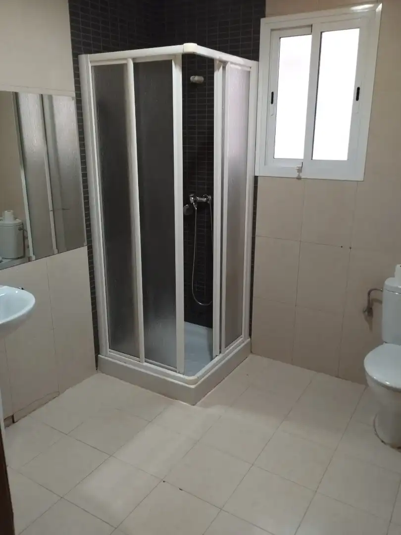 Baño de Piso de alquiler en Zafra con Calefacción