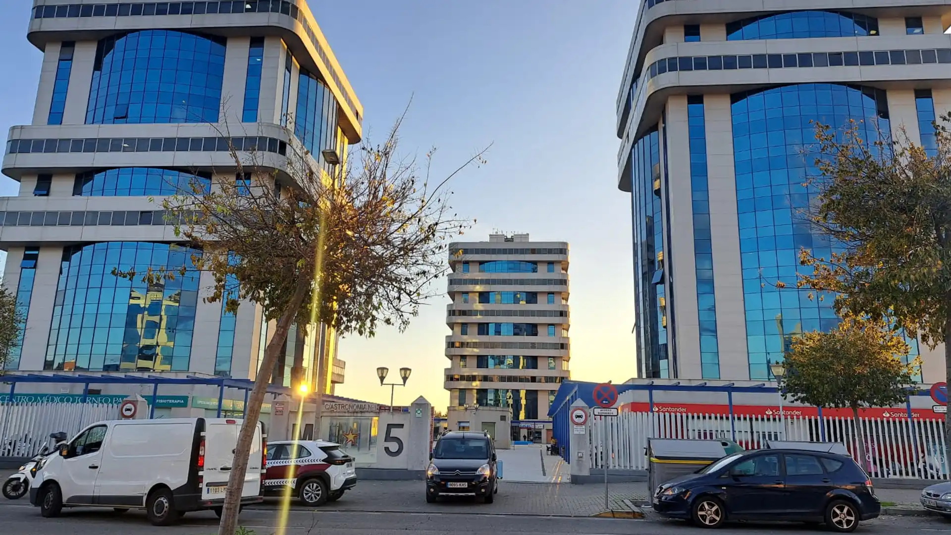 Oficina en venta en Calle Astronomía, San Jerónimo - La Bachillera