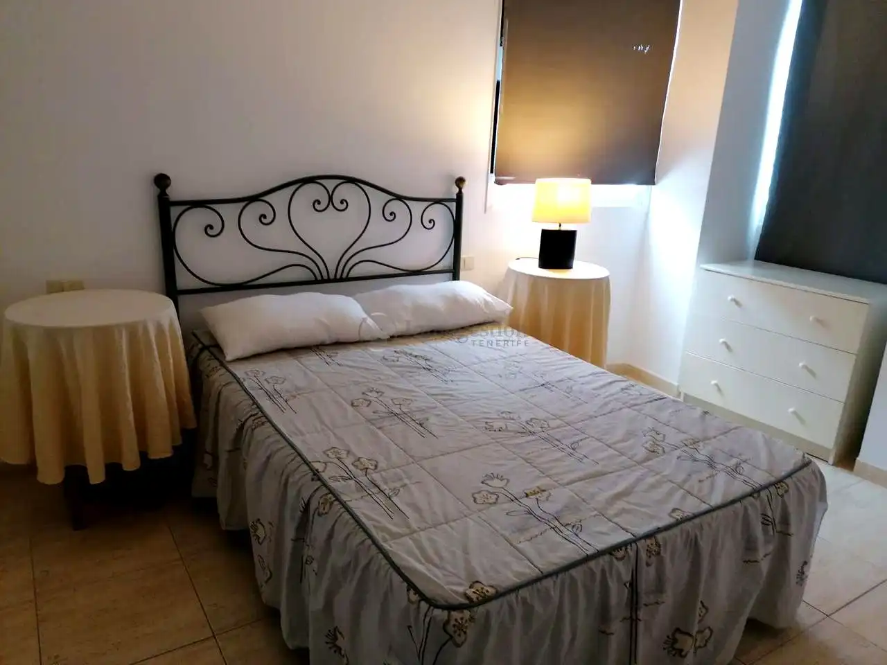 Dormitori de Apartament en venda en Adeje amb Balcó i Piscina comunitària