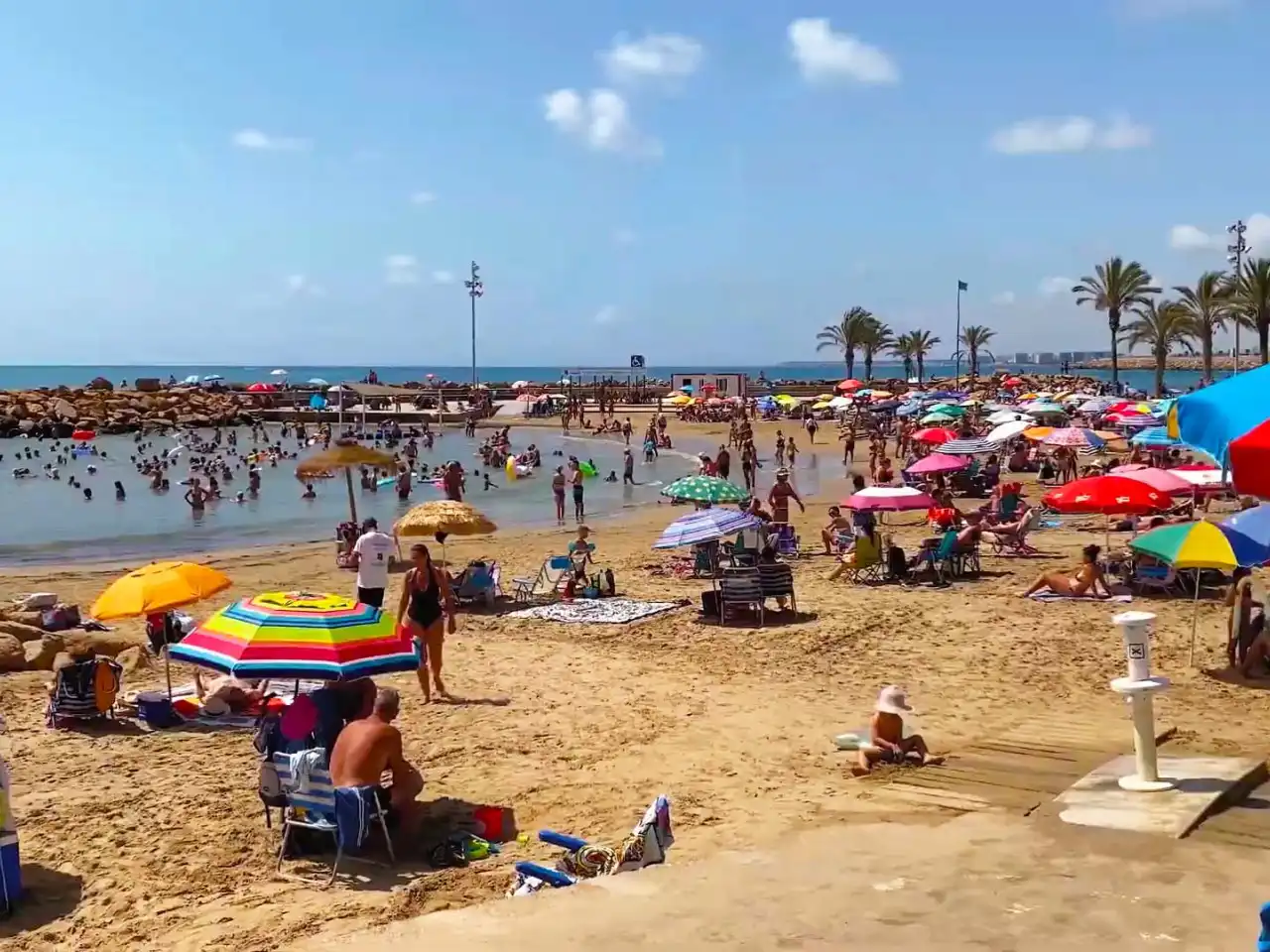 Vista exterior de Apartamento en venta en Torrevieja con Aire acondicionado, Calefacción y Terraza