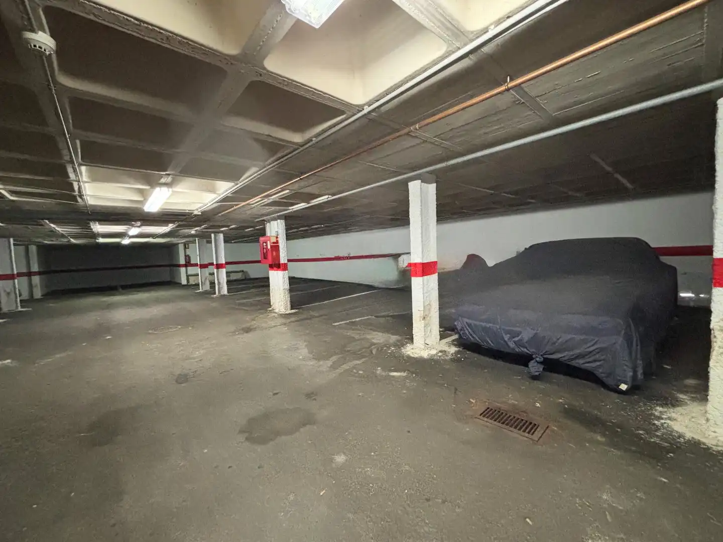 Parking of Office for sale in Alicante / Alacant  with Air Conditioner and Furnished