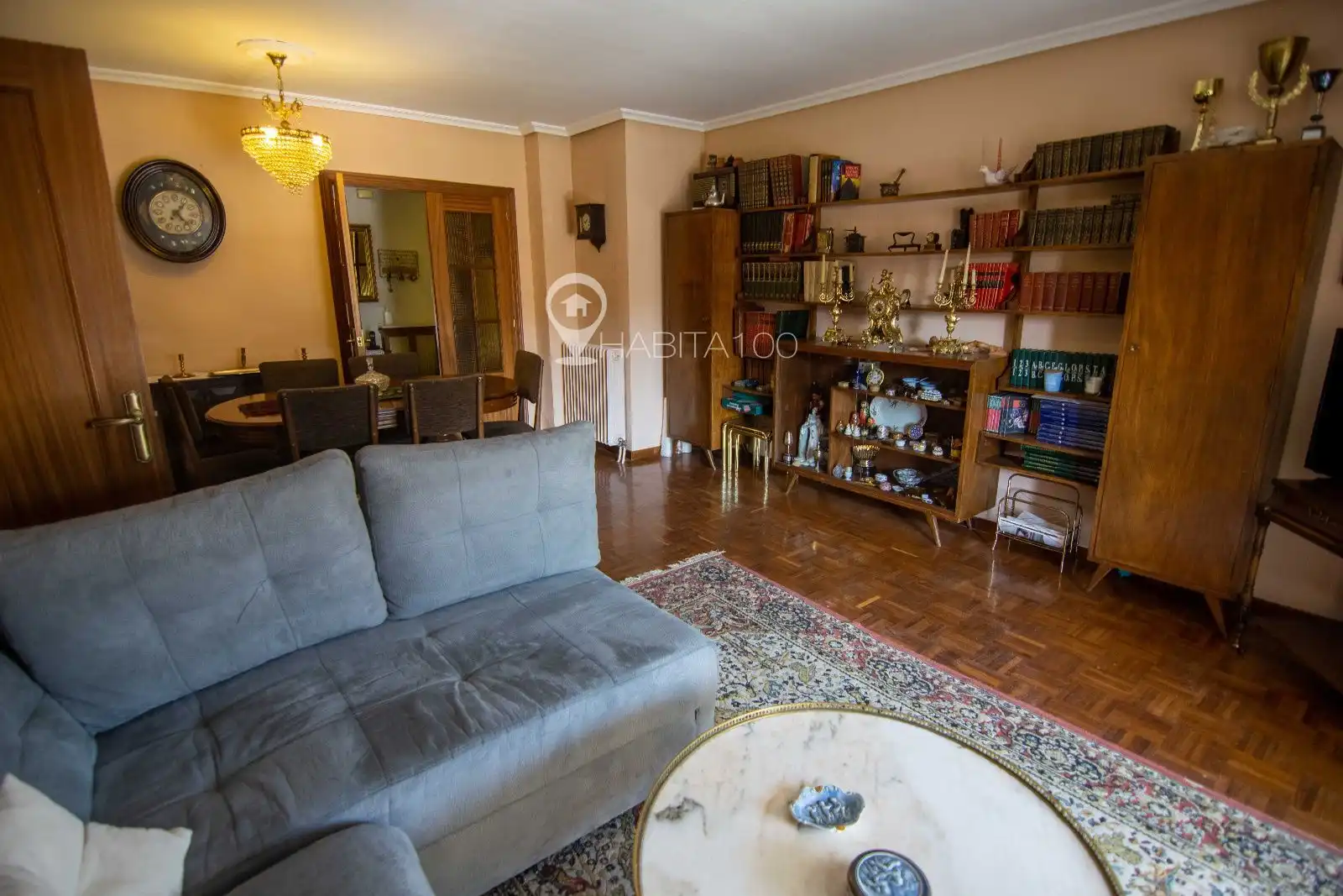 Sala d'estar de Pis en venda en Cuenca amb Calefacció, Parquet i Terrassa