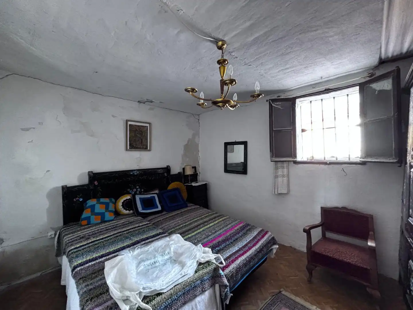 Habitación de Finca rústica en venta en Valle de Oca con Calefacción y Jardín privado