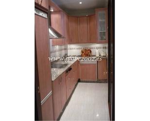 Kitchen of Flat for sale in San Fernando  with Air Conditioner, Heating and Furnished