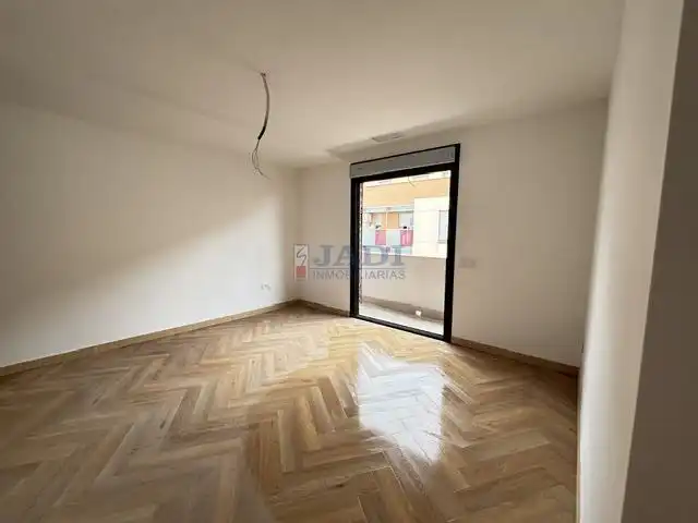 Flat with lift for sale in Valdepeñas
