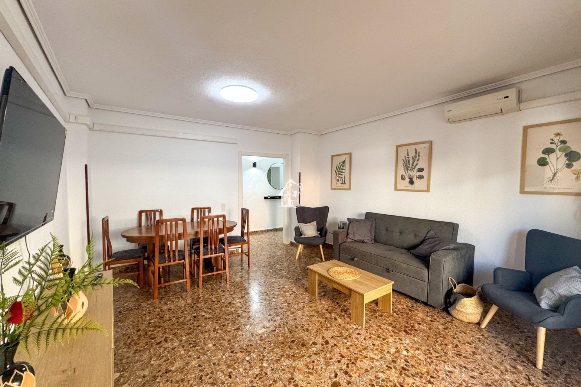 Living room of Apartment to rent in Torrevieja  with Air Conditioner, Furnished and Oven