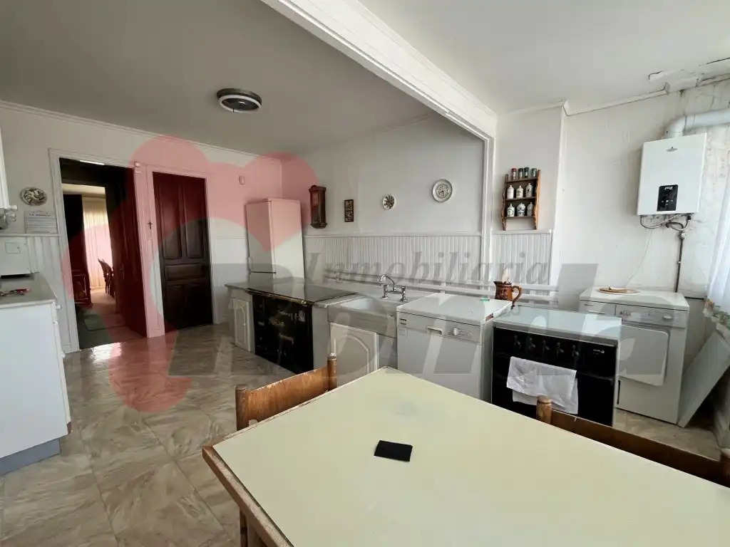 Kitchen of Houses for sale in Meira