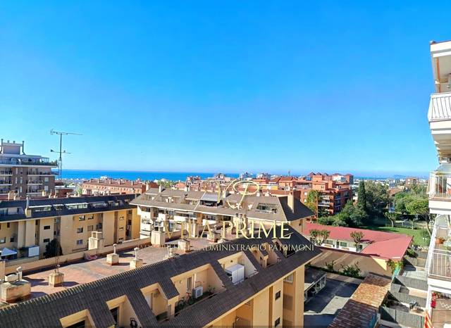 Ático en Venta en Centre