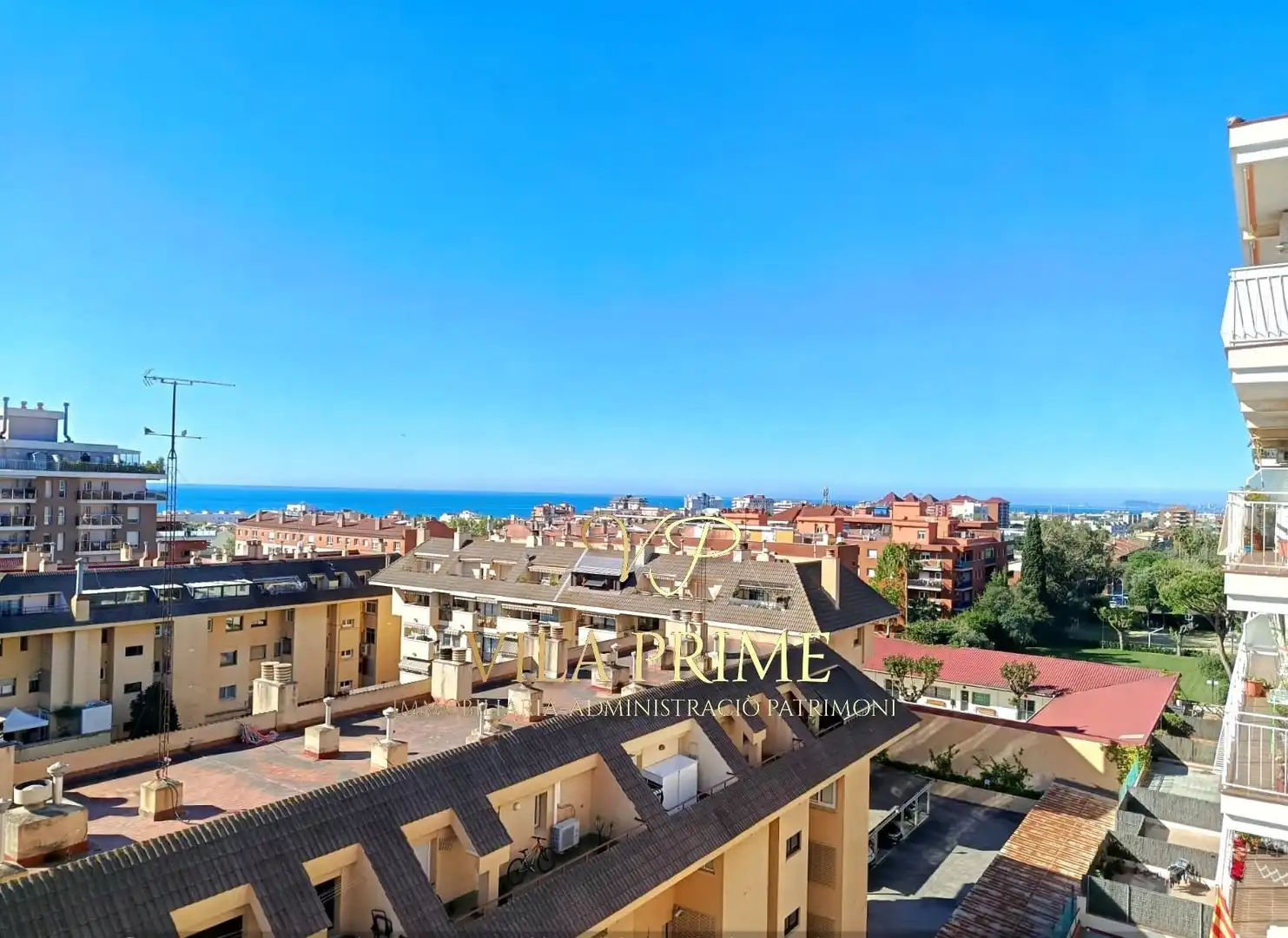 Vista exterior de Ático en venta en Vilassar de Mar con Terraza y Trastero