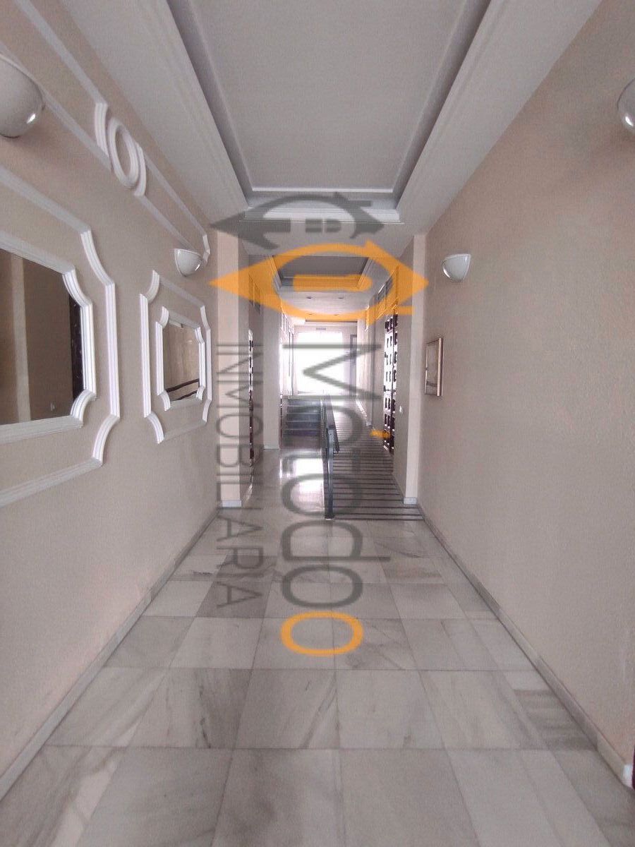 Flat for sale in  Sevilla Capital  with Air Conditioner