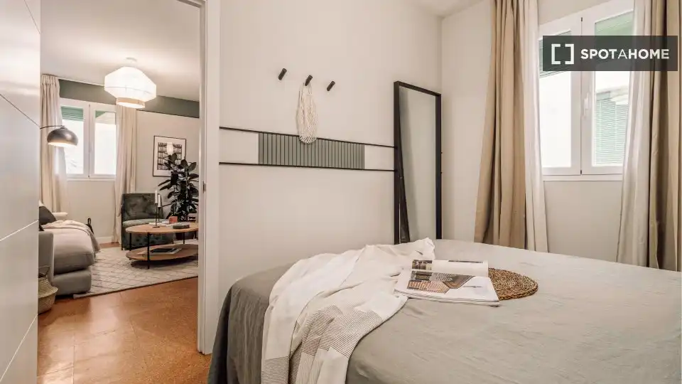 Bedroom of Apartments for share in Madrid  with Air Conditioner, Terrace and Furnished