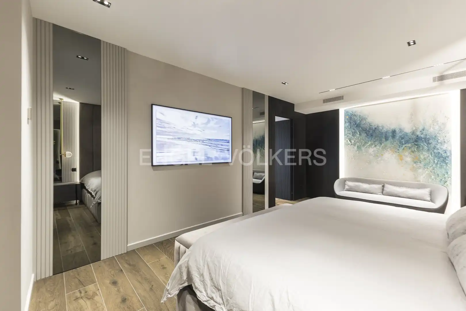 Bedroom of Attic for sale in Barcelona  with Air Conditioner, Heating and Terrace