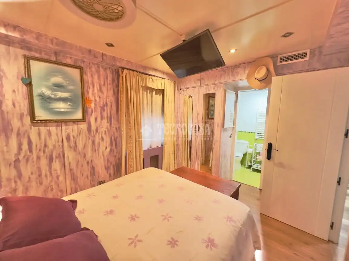 Bedroom of Flat for sale in Móstoles  with Air Conditioner, Heating and Terrace