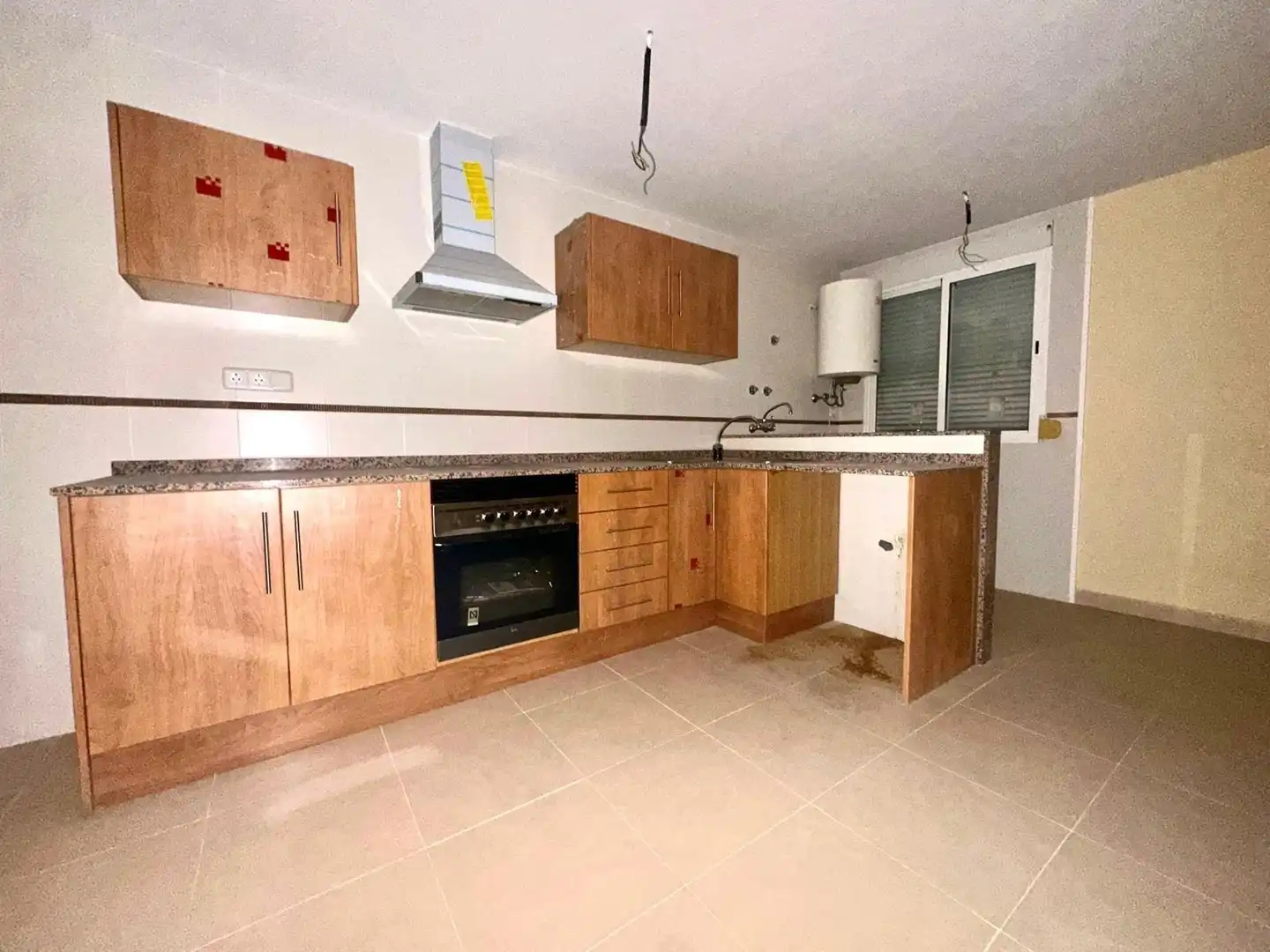 Cocina de Piso en venta en Llombai con Aire acondicionado y Balcón