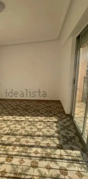 Piso en venta en Paterna con Horno y Balcón