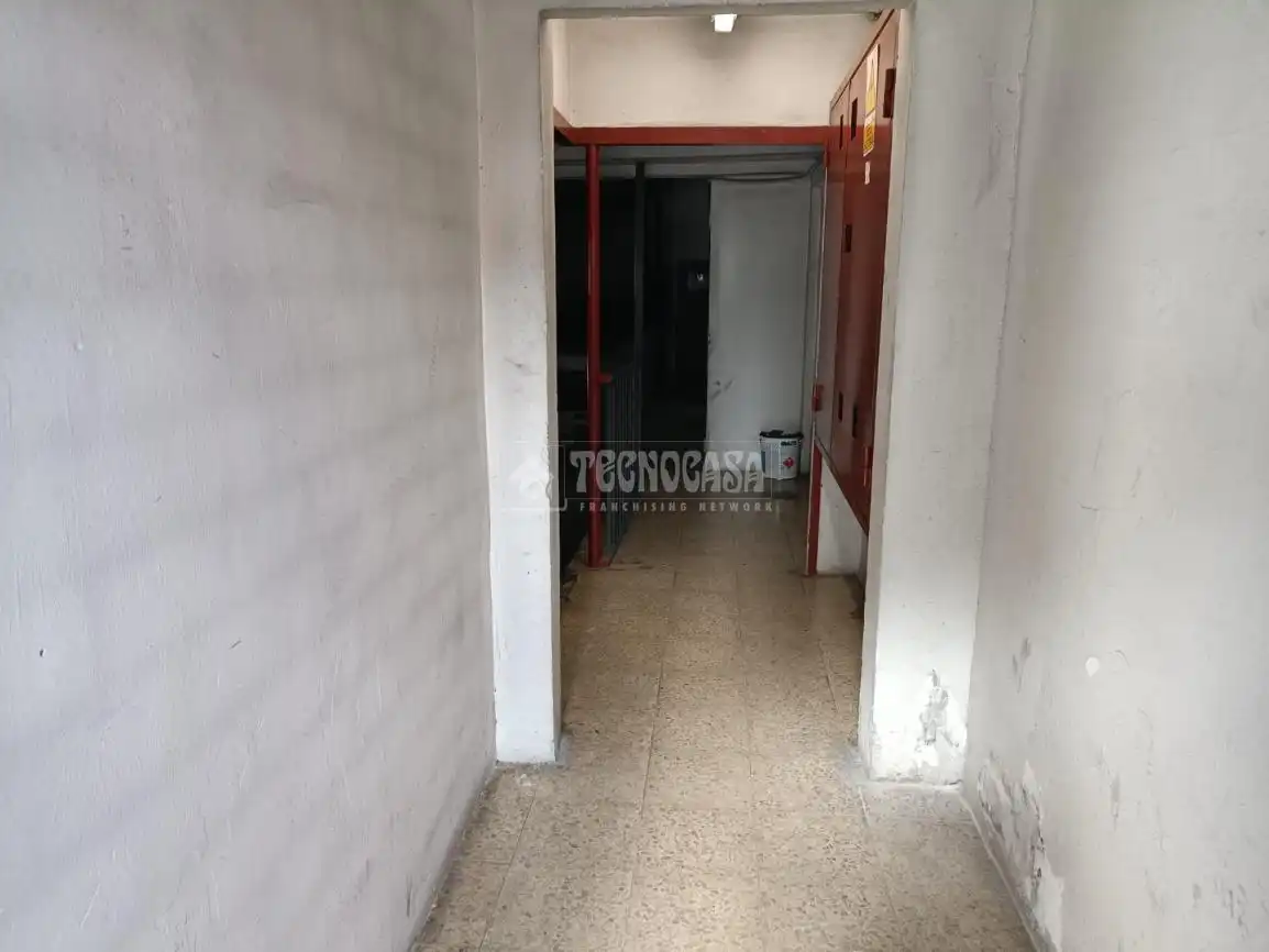 Garage for sale in Zaragoza