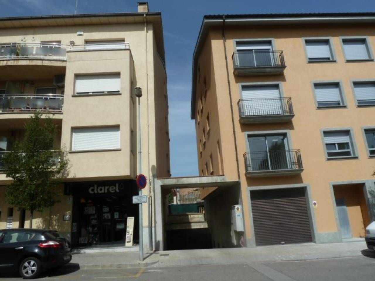 Exterior view of Garage to rent in Folgueroles