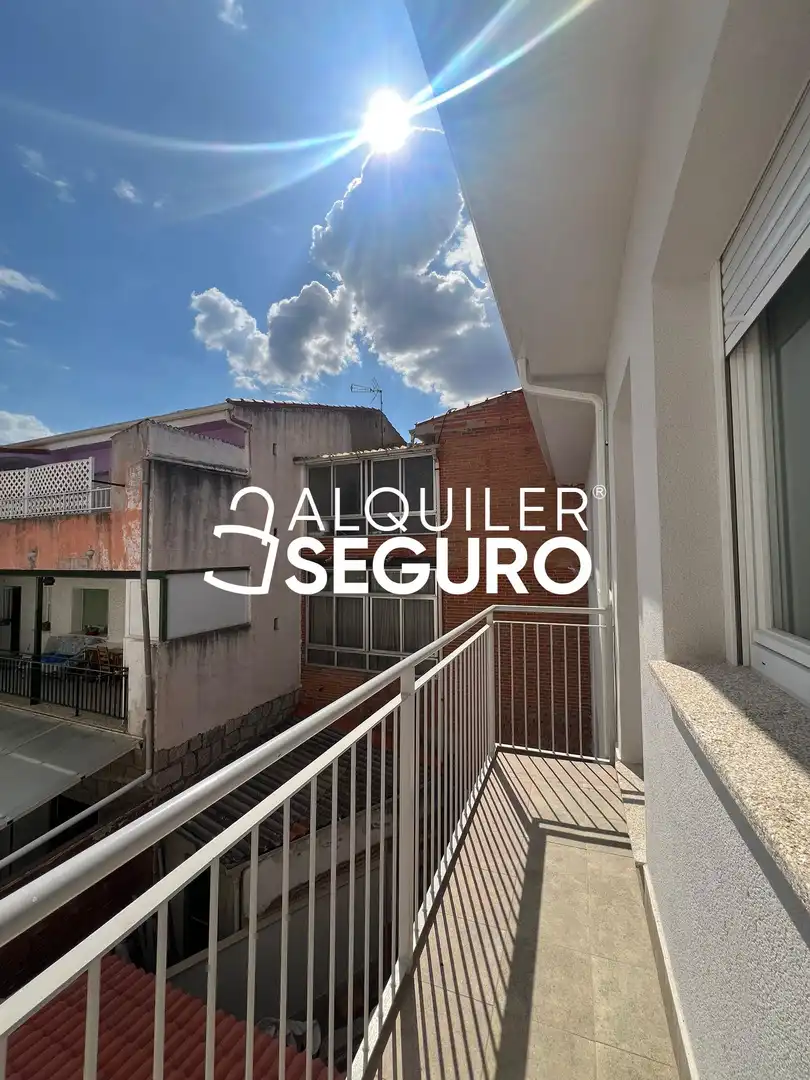 Exterior view of Flat for rent in Colmenar Viejo  with Air Conditioner, Heating and Terrace