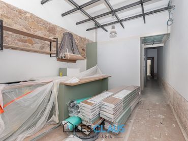 Bajo en venta en Carrer d'Eusebi Planas