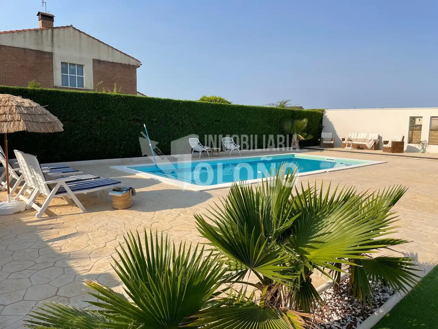Piscina de Casa o chalet en venta en Cuzcurrita de Río Tirón con Calefacción, Jardín privado y Parquet