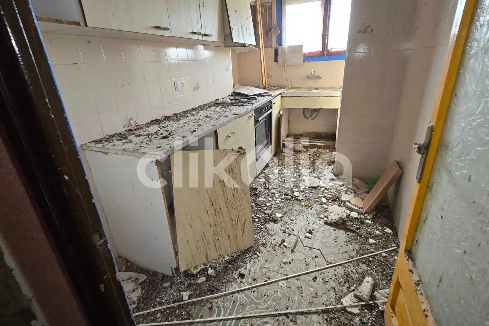Cuina de Casa o xalet en venda en Roda de Ter amb Terrassa i Traster