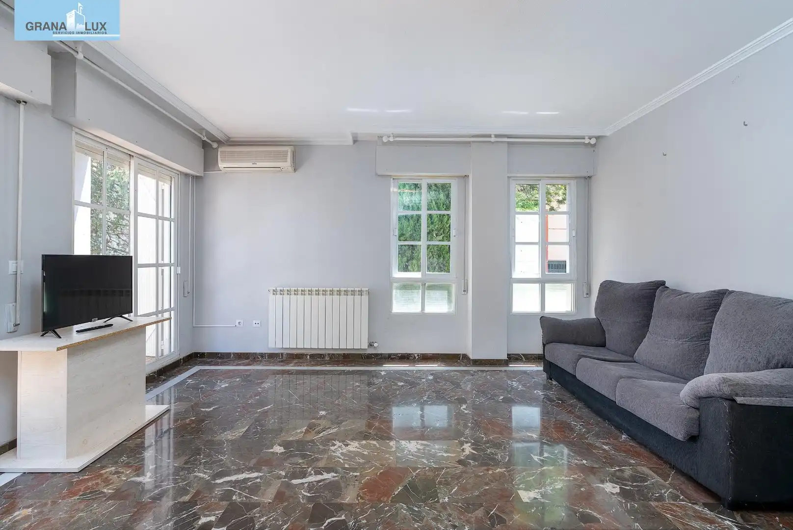 Piso con ascensor en venta en Calle del Cerro de los Machos, imagen 7