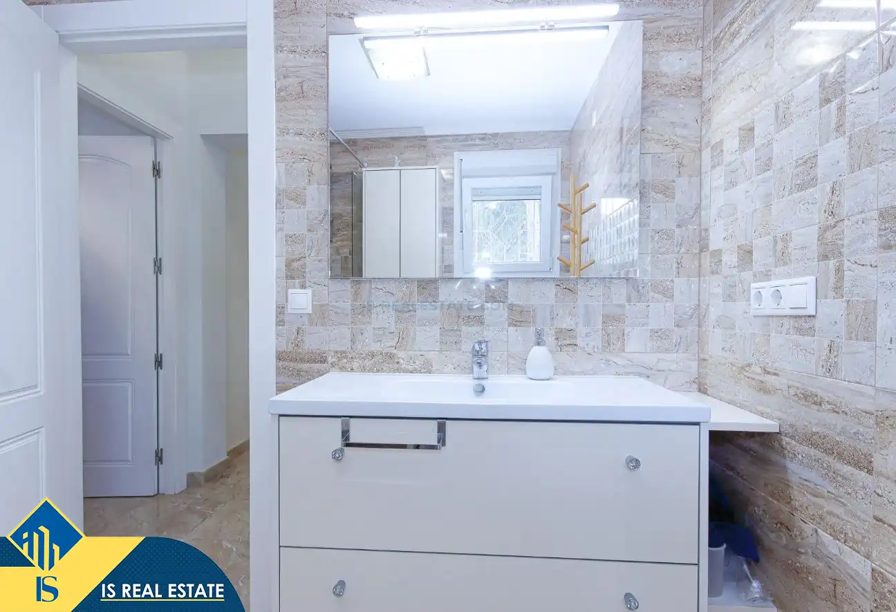Chalet con terraza en venta en Los Balcones - Los Altos, imagen 28