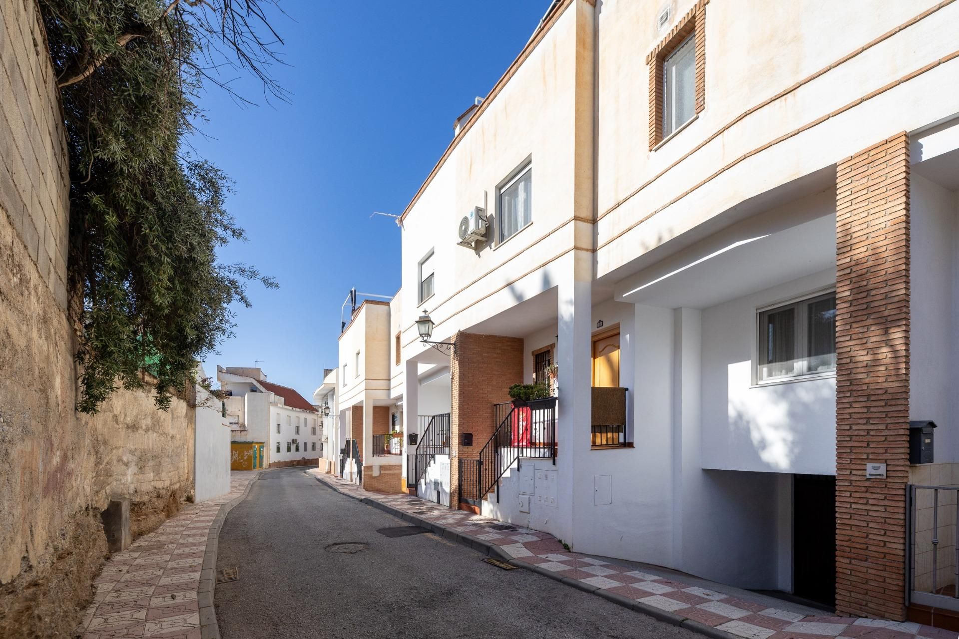 Casa o chalet en venta en La Zubia Ciudad