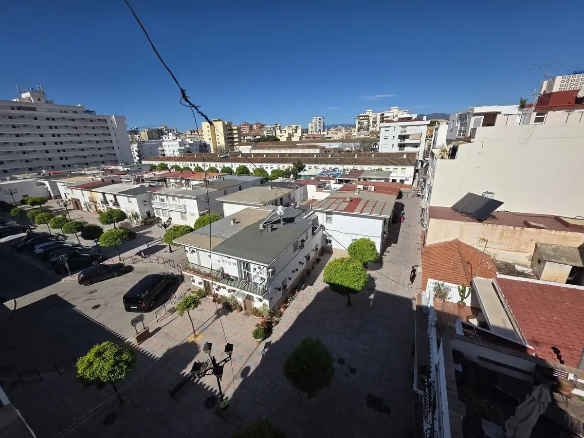 Vista exterior de Apartament en venda en Fuengirola amb Aire condicionat, Calefacció i Terrassa