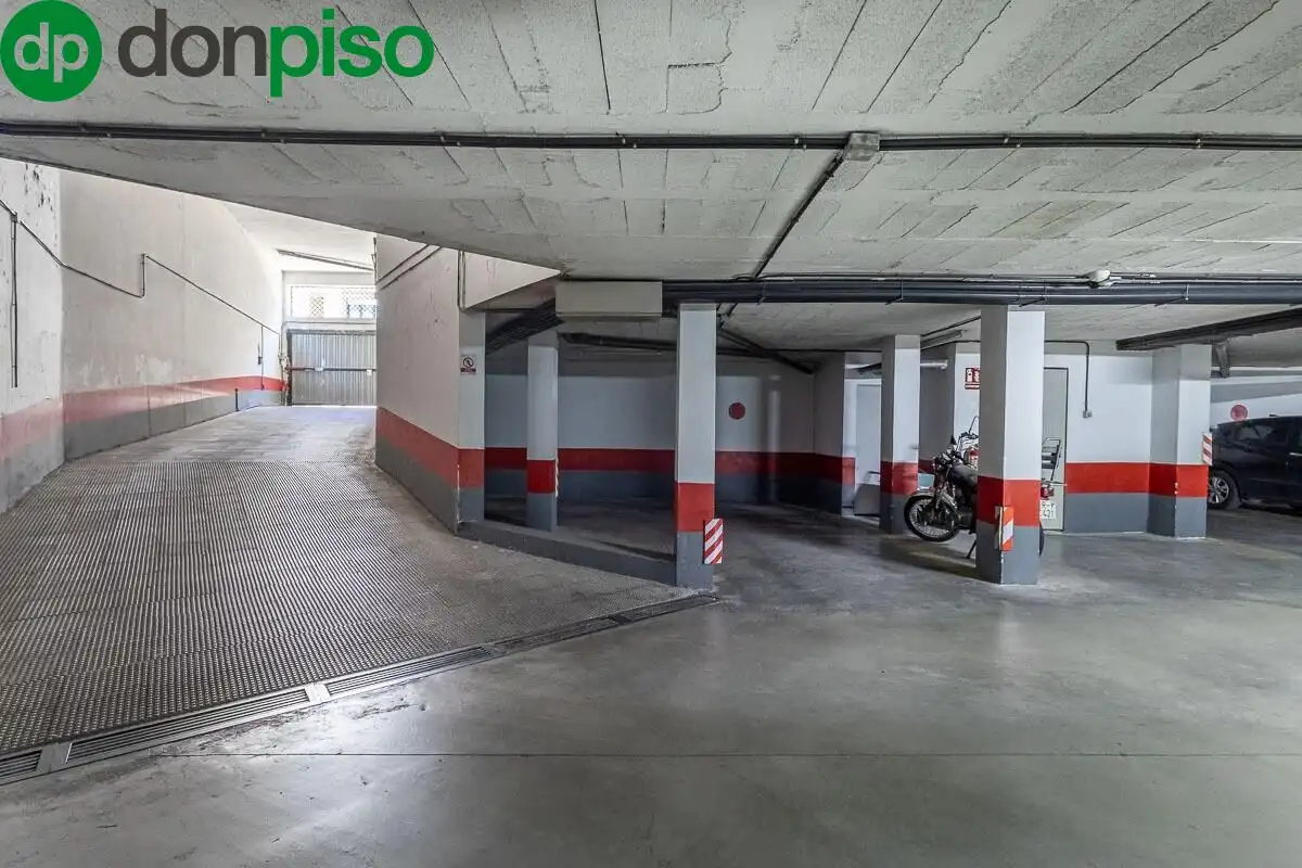 Parkplatz von Garage zum Verkauf in Armilla