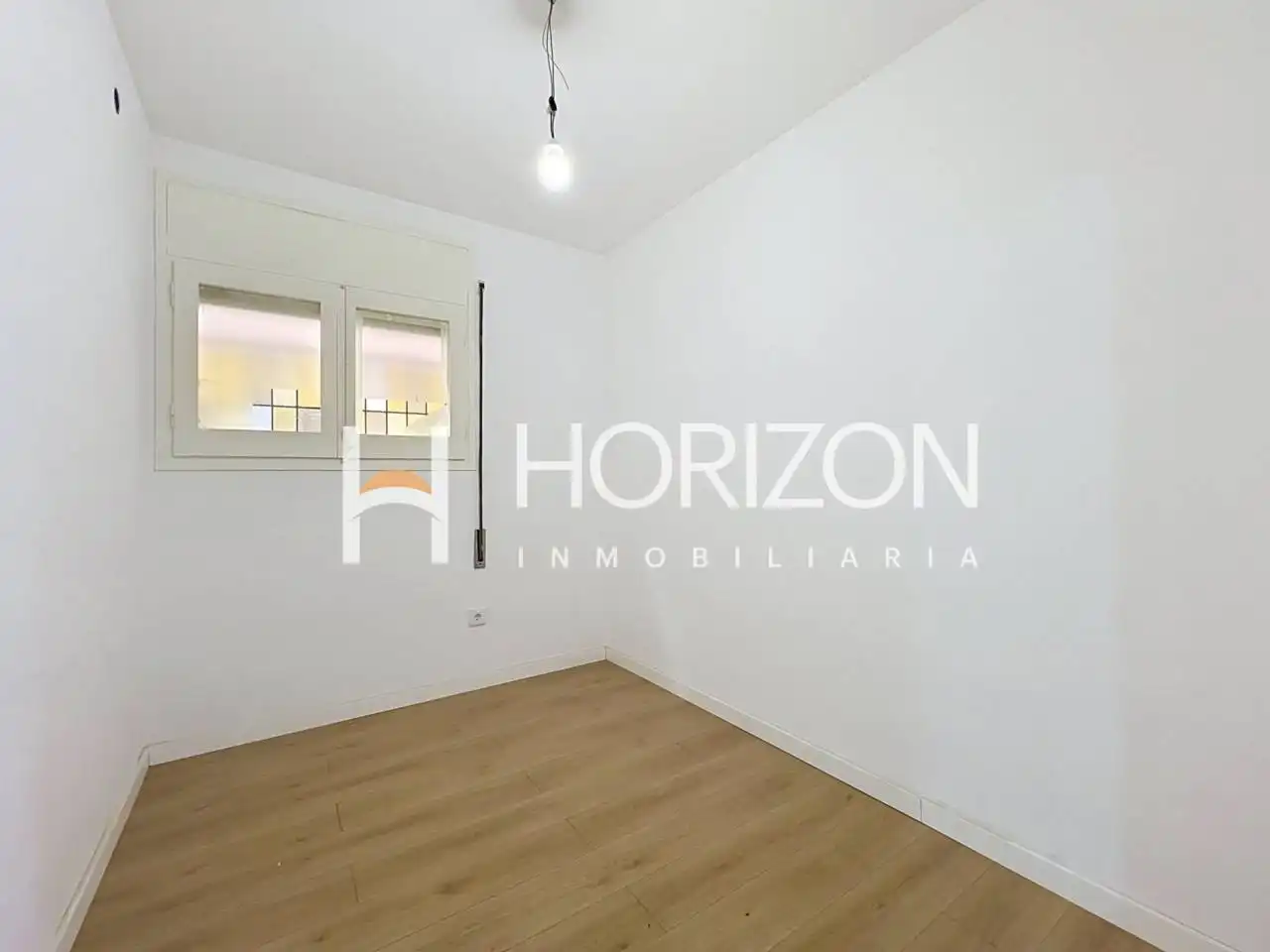 Habitación de Piso en venta en Barcelona con Parquet, Trastero y Amueblado