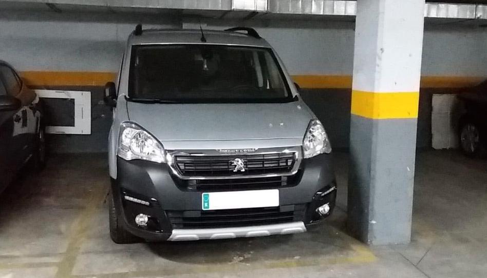 Photo 1 of Garage to rent in Avenida de Los Fueros, 2, San Fermín, Madrid