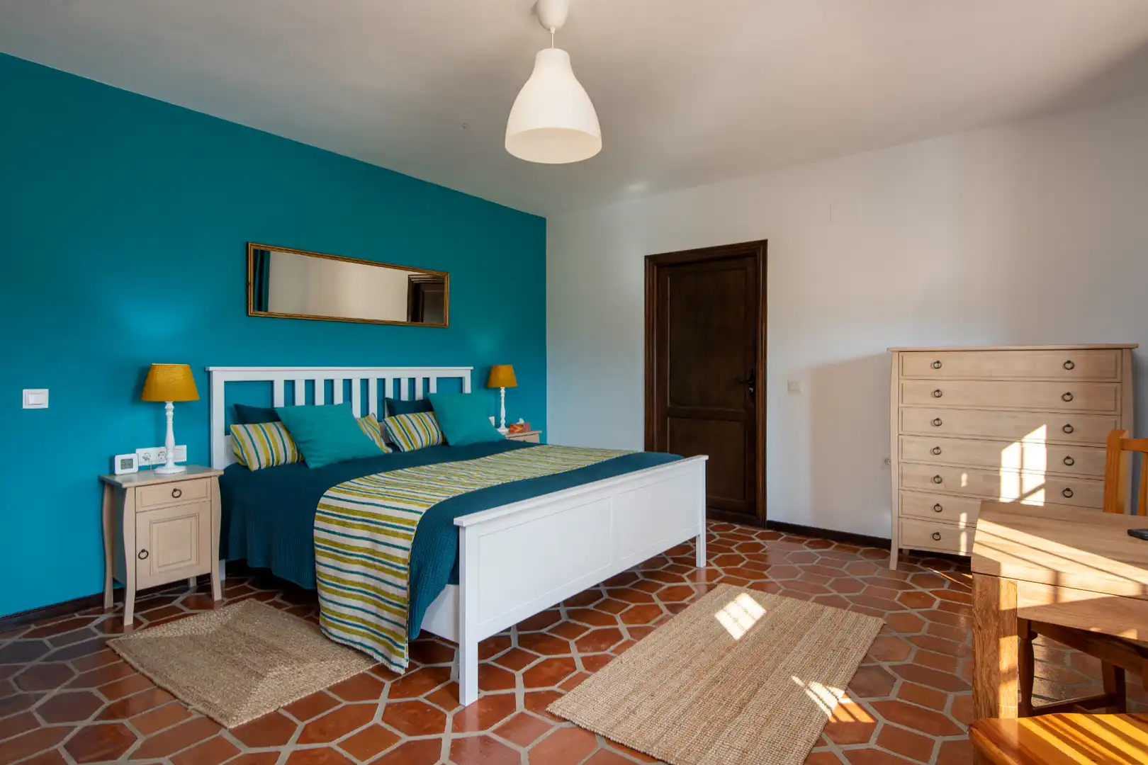 Habitación de Finca rústica en venta en Alhaurín de la Torre con Aire acondicionado, Calefacción y Jardín privado