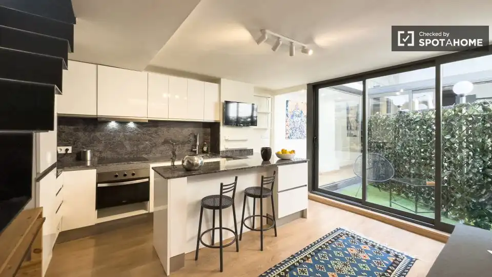 Cocina de Piso de alquiler en Barcelona con Aire acondicionado, Calefacción y Amueblado
