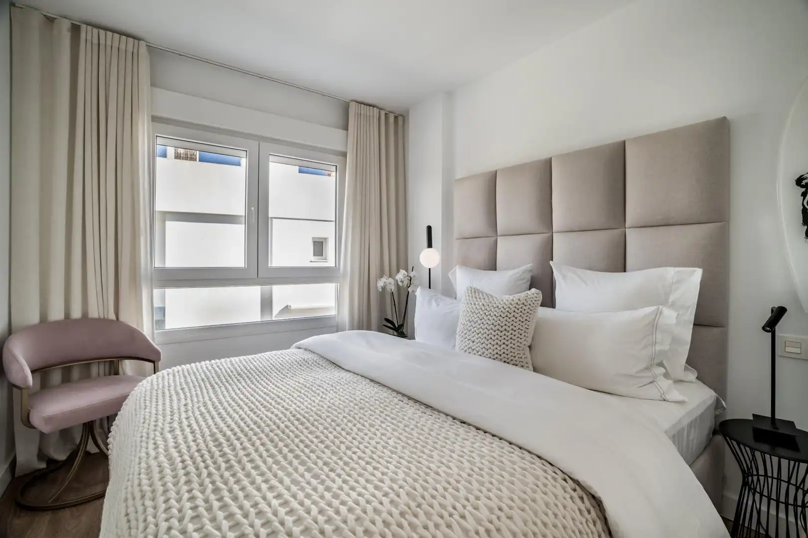 Schlafzimmer von Einfamilien-Reihenhaus zur Miete in Mijas mit Klimaanlage, Terrasse und Schwimmbad