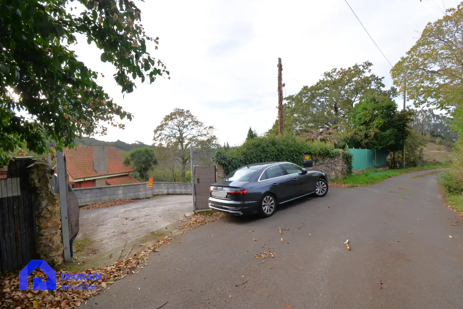 Parking de Casa o chalet en venta en Noreña con Calefacción, Jardín privado y Terraza